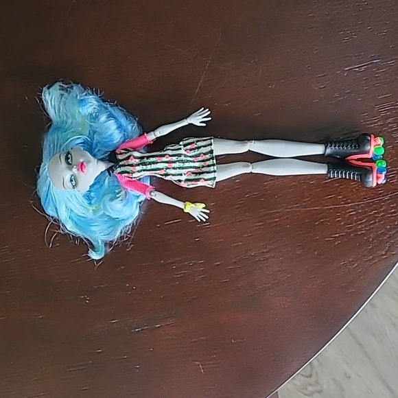 2008 Rare Monster High Ghoulia Yelps Skulltimate Roller Maze doll Great conditon - Picture 11 of 13